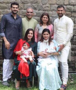 Rishi Dhawan Family